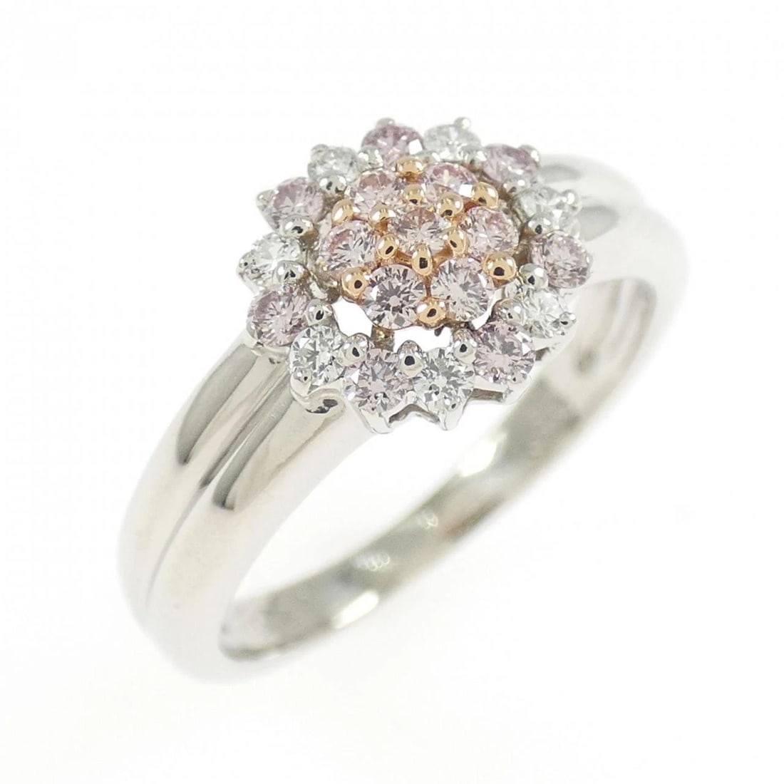 PT900/K18PG FLOWER DIAMOND RING: PT900/K18PG Flower Diamond Ring Brand: Unbranded Type/Style: Diamond Ring Material: PT900/K18PG, Main Stone/Creation NATURAL Color: PG,Silver Size: US 3 3/4 Accessories: None Accessories Notice: When