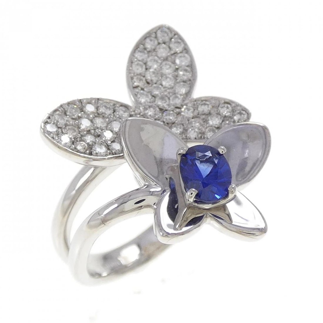 K18WG BUTTERFLY SAPPHIRE RING: K18WG Butterfly Sapphire Ring Brand: Unbranded Type/Style: Ring Material: 18k White Gold, Main Stone/Creation Sapphire Color: White Gold Size: 6.5-7 US Accessories: None Accessories Notice: When