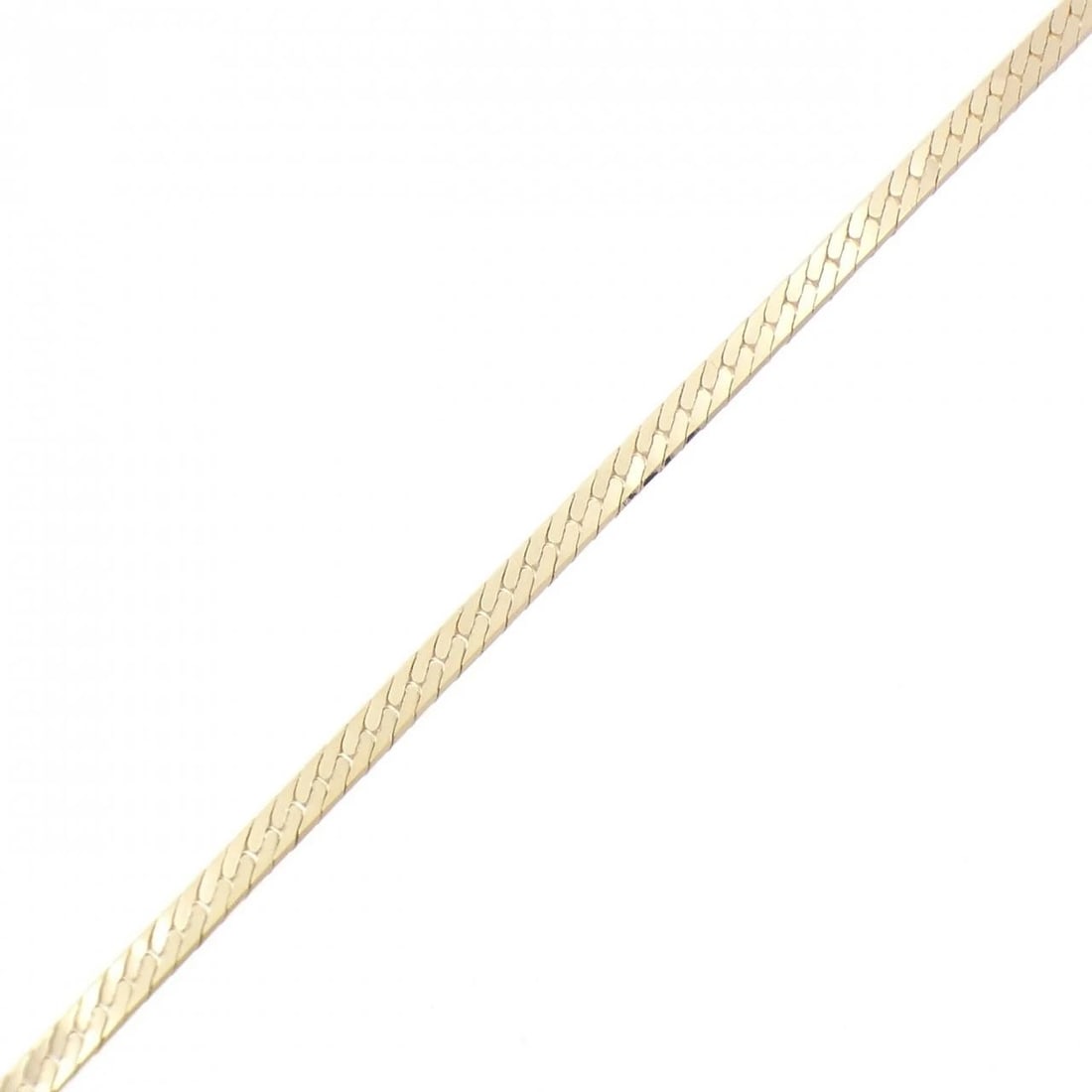 K18YG BRACELET: K18YG bracelet Brand: Unbranded Type/Style: Bracelet Material: 18K Yellow Gold, Color: Yellow Gold Size: Actual Size Max width approx.: 2.7mmSize 18cm Accessories: None Accessories Notice: When