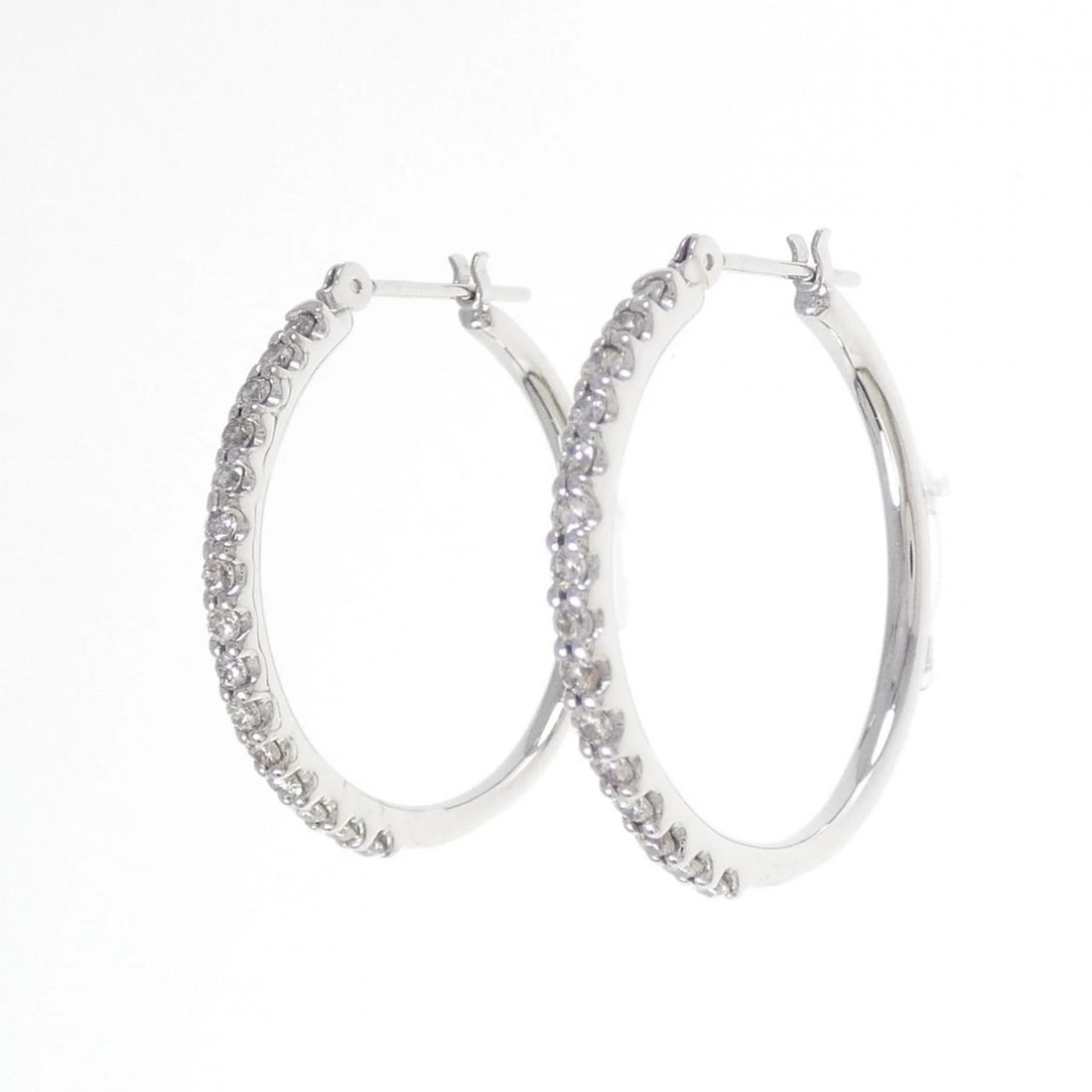 K18WG DIAMOND PIERCE - 2