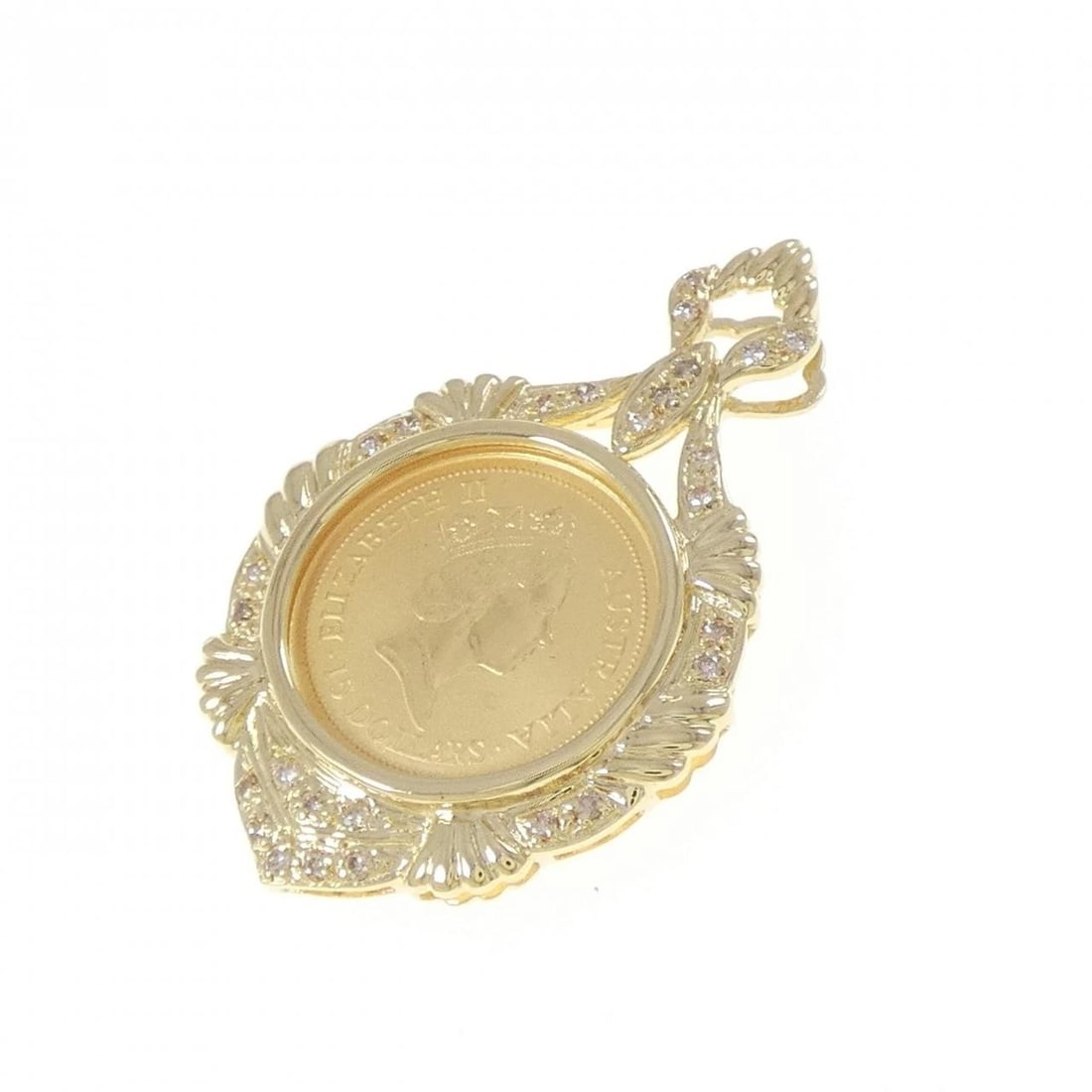 K18YG (FRAME) DIAMOND COIN PENDANT: K18YG (frame) Diamond Coin Pendant Brand: Unbranded Type/Style: Diamond Coin Material: K18YG, Main Stone/Creation NATURAL Color: Yellow Gold Size: Actual Size Approx. length x width: 34.6mm x 22.5mm