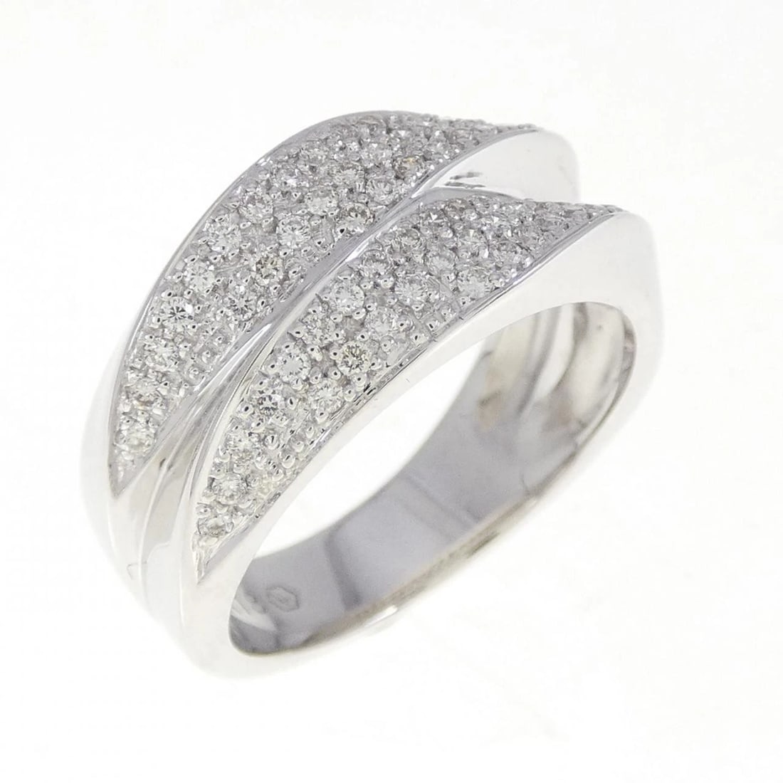 K18WG PAVE DIAMOND RING: K18WG Pave Diamond Ring Brand: Unbranded Type/Style: Diamond Ring Material: K18WG, Main Stone/Creation Natural Color: white gold Size: US 6 1/2 Accessories: None Accessories Notice: When purchasing
