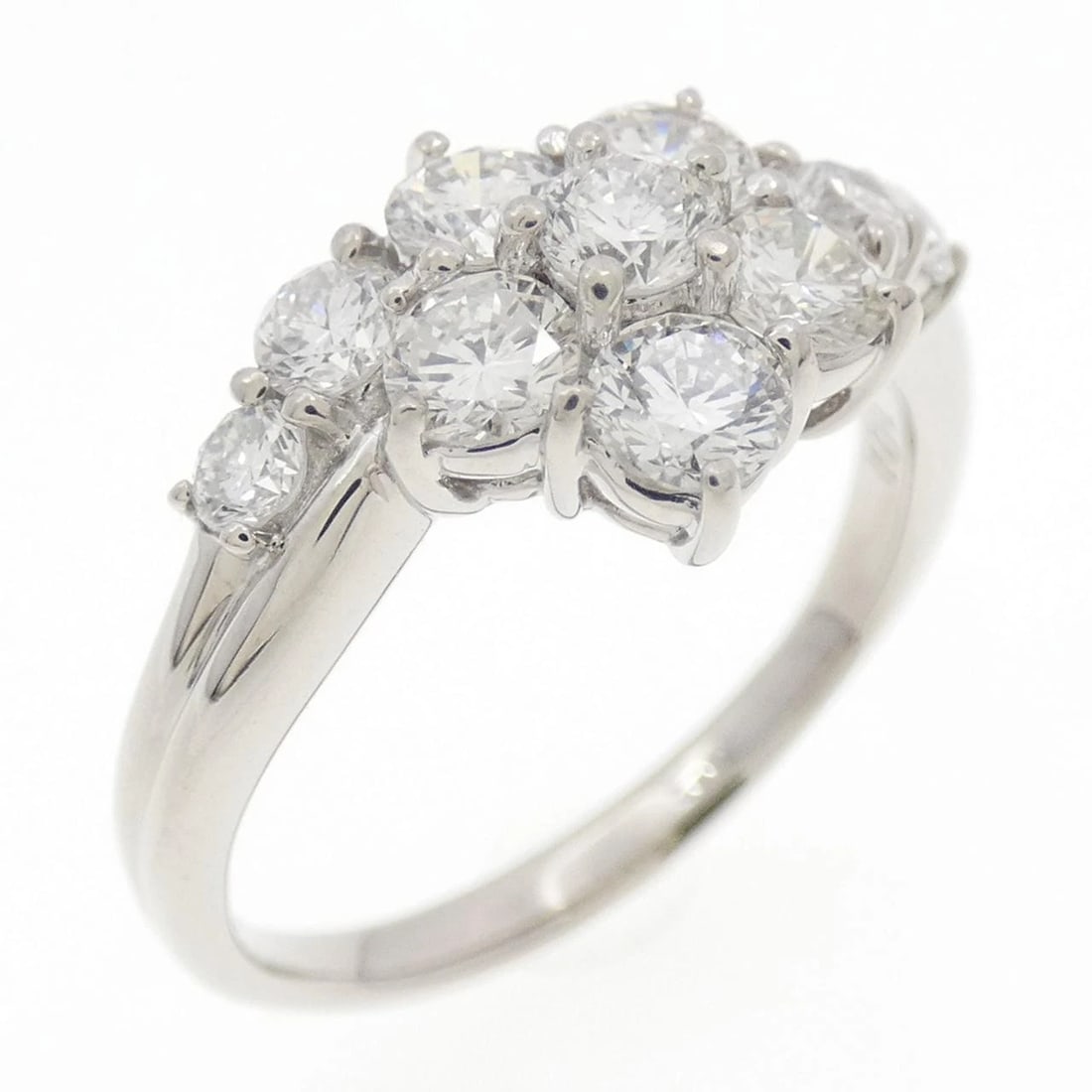 PT900 DIAMOND RING: PT900 Diamond Ring Brand: Unbranded Type/Style: Diamond Ring Material: Platinum900, Main Stone/Creation Natural Color: Platinum Size: US 5 1/2 Accessories: None Accessories Notice: When pu