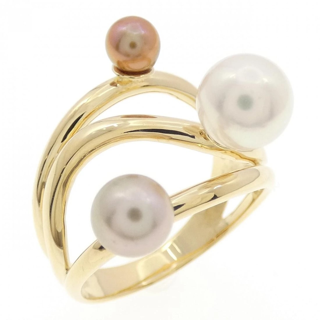 K18YG AKOYA PEARL RING: K18YG Akoya pearl ring Brand: Unbranded Type/Style: Akoya Pearl Ring Material: K18YG, Main Stone/Creation Akoya Pearl Color: Yellow Gold Size: US 5 3/4 Accessories: None Accessories Notice: When