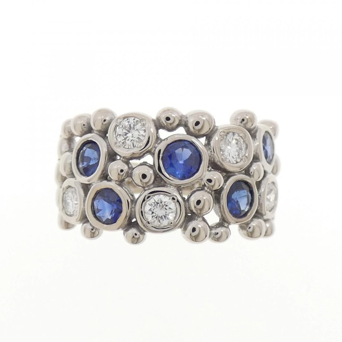 K18WG SAPPHIRE RING: K18WG Sapphire Ring Brand: Unbranded Type/Style: Sapphire Ring Material: K18WG, Main Stone/Creation SapphireSecondary Stone Diamond Color: White Gold Size: US 6 3/4 Accessories: None Accessories