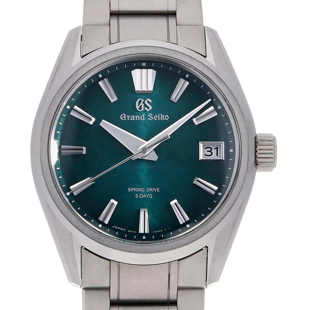 GRAND SEIKO COLLECTION SPRING WATCH: Grand Seiko Collection Spring Watch Brand: Grand Seiko Type/Style: Wrist watch Material: Case Material Bright titanium Belt Material Bright titanium Color: Dial Color Green Size: Case:W40mm