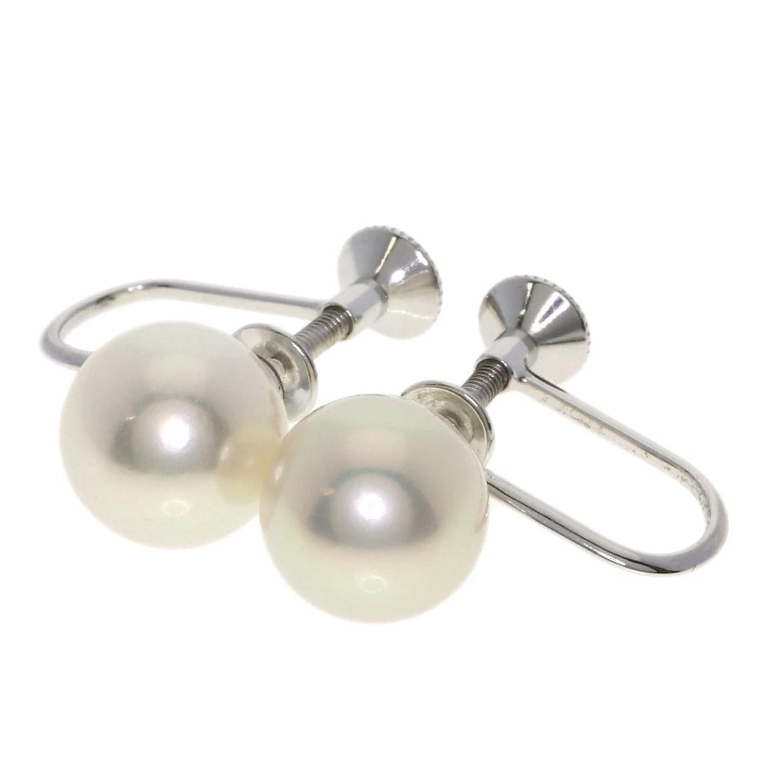 MIKIMOTO AKOYA PEARL PEARL EARRING K18 WHITE GOLD: MIKIMOTO Akoya pearl Pearl Earring K18 White Gold Brand: MIKIMOTO Type/Style: Earring Material: K18 White Gold, Color: Silver Size: Stone Size:0.3inch/8mm Accessories: None Accessories Not