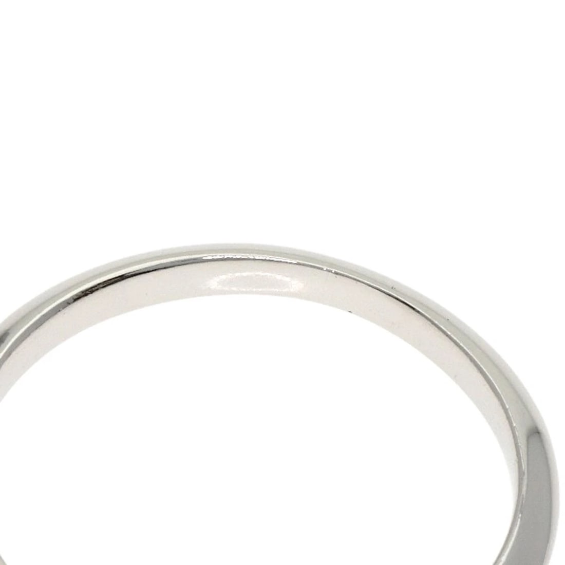 TIFFANY&CO. KNIFE EDGE RING PLATINUM: TIFFANY&Co. Knife edge Ring Platinum Brand: TIFFANY&Co. Type/Style: Ring Material: Platinum, Color: Silver Size: 5.5 (US) Accessories: None Accessories Notice: When purchasing pre-owned goods, please