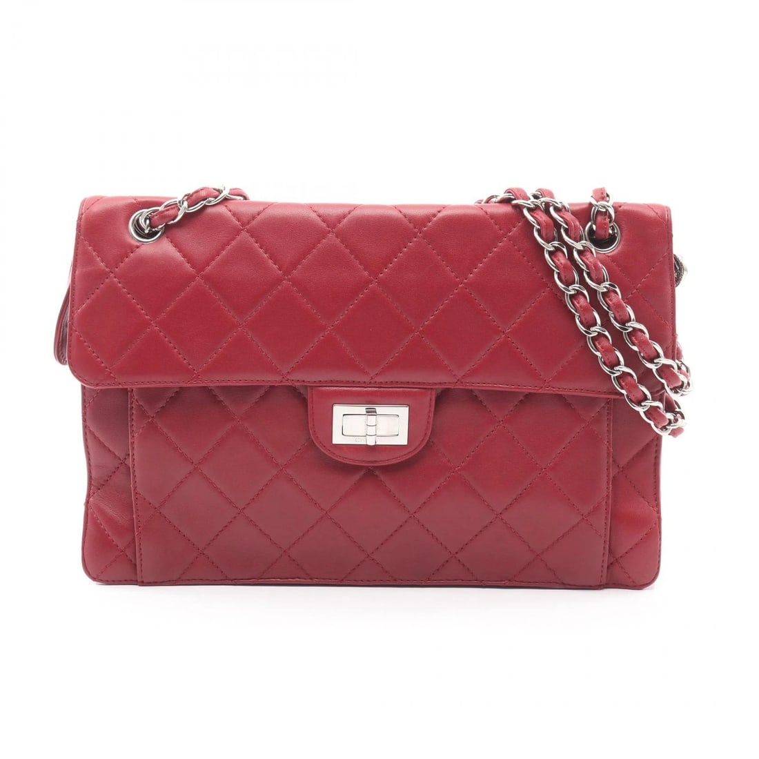 CHANEL MATELASSE CHAIN SHOULDER BAG: CHANEL Matelasse chain Shoulder Bag Brand: CHANEL Type/Style: Shoulder Bag Material: Lambskin (sheep leather) Color: Red?ish colors Size: H:22cm x W:32cm x D:3.5/2cm (H:8.7" x W:12.6" x D:1.4")