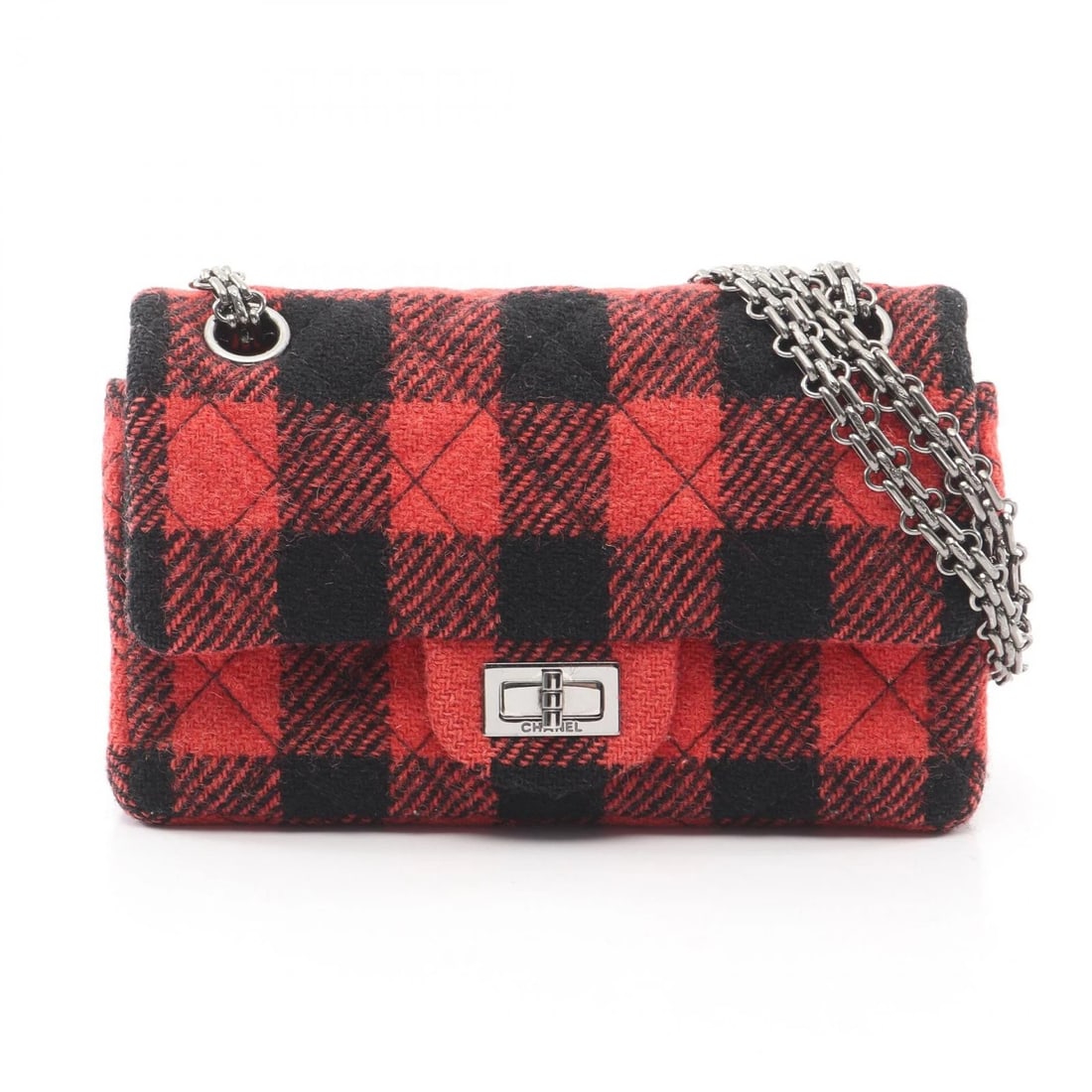CHANEL 2.55 MATELASSE CHAIN W FLAP CHAIN SHOULDER BAG: CHANEL 2.55 Matelasse Chain W Flap chain Shoulder Bag Brand: CHANEL Type/Style: Shoulder Bag Material: wool Color: Red?ish colors ? Black?ish colors Size: H:13cm x W:20cm x D:7.5cm (H:5.1" x W:7.9" x