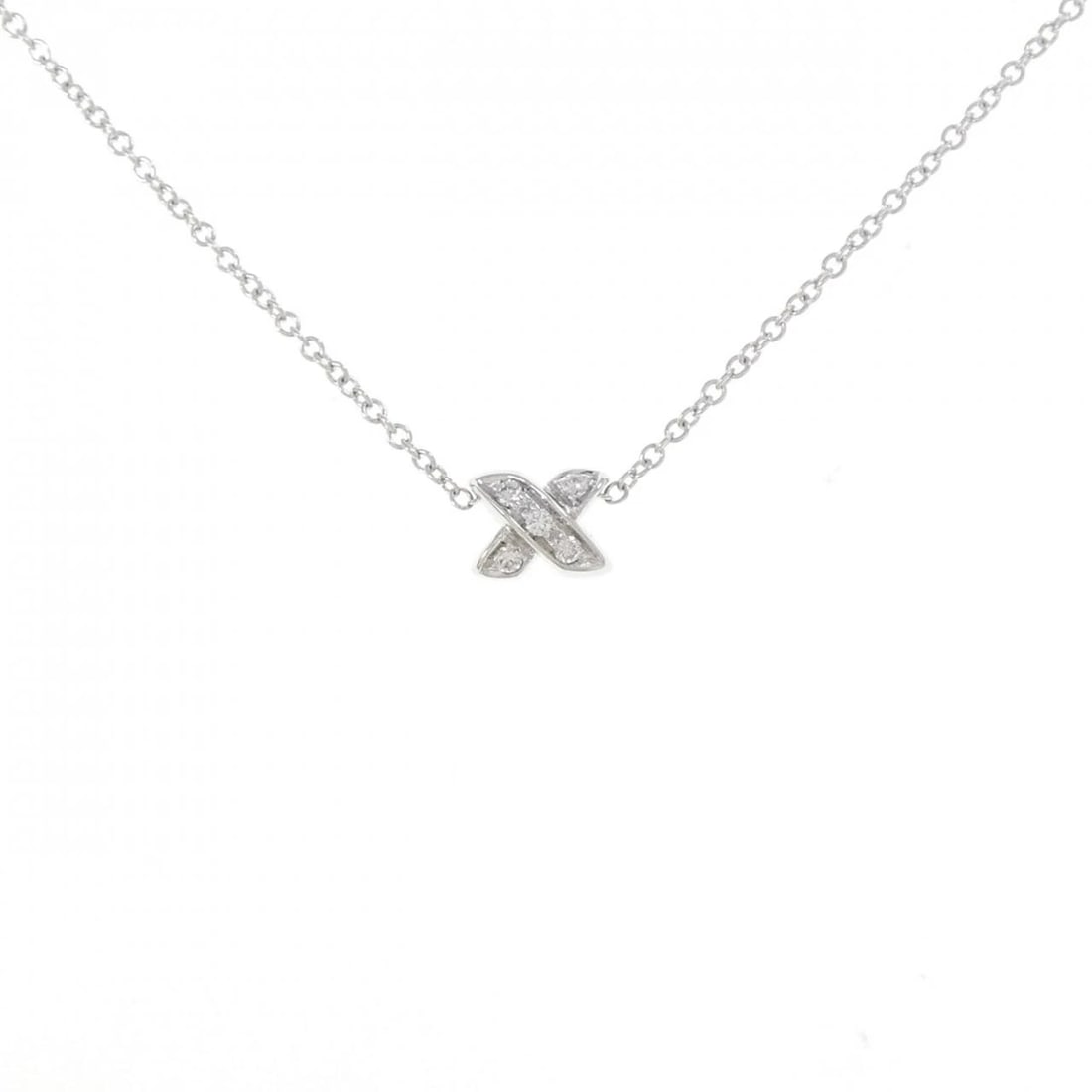 TIFFANY & CO. SIGNATURE MINI NECKLACE: TIFFANY & Co. Signature Mini Necklace Brand: TIFFANY&Co. Type/Style: TIFFANY&Co. Necklace Material: 750 white gold, Main Stone/Creation Natural Color: none Size: Size41cmActual Size Pendant length