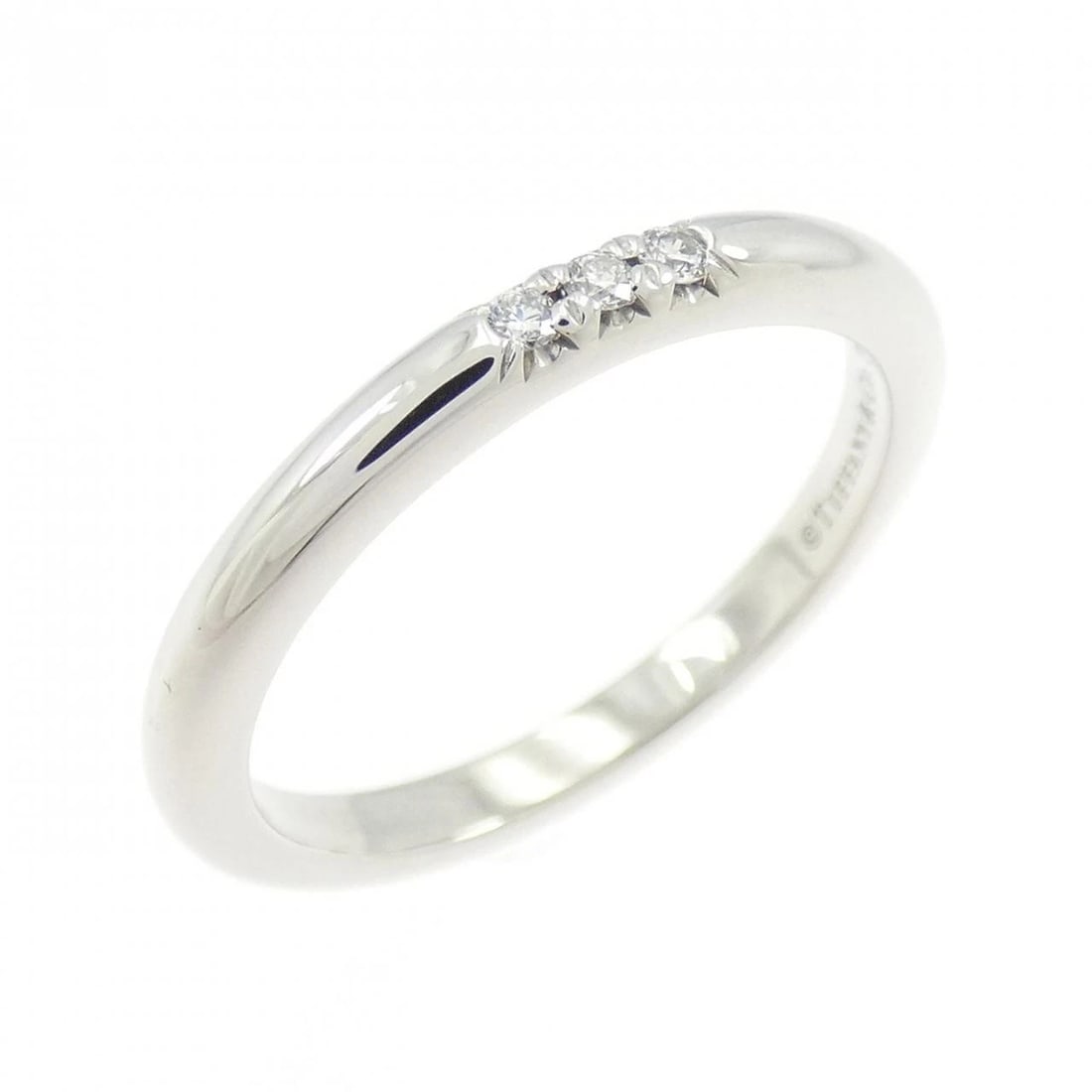 TIFFANY & CO. BAND RING: TIFFANY & Co. Band Ring Brand: TIFFANY&Co. Type/Style: TIFFANY & Co. Ring Material: Platinum950, Main Stone/Creation Natural Color: none Size: US4 1/4 Accessories: None Accessories Notice: When