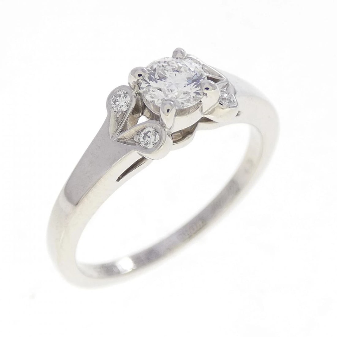 CARTIER BALLERINA RING: Cartier Ballerina Ring Brand: CARTIER Type/Style: Cartier Ring Material: Platinum950, Main Stone/Creation Natural Color: none Size: US5 1/4(50) Accessories: None Accessories Notice: When purchasing
