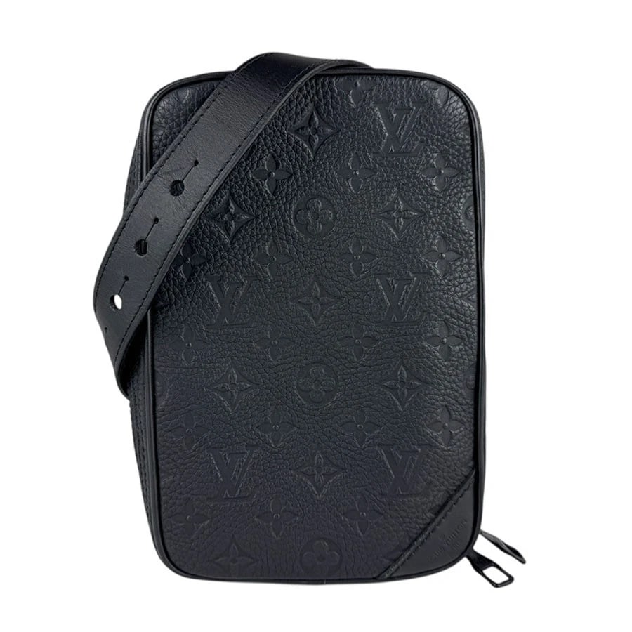LOUIS VUITTON UTILITY SIDE BAG BODY BAG BELT BAG: LOUIS VUITTON Utility Side Bag Body Bag Belt Bag Brand: LOUIS VUITTON Type/Style: body bag Material: LeatherM53298 Color: Black Size: Size [inch] W:5.9inx H:9.1inx D:2.0in Handle Length:35.4in Size [c