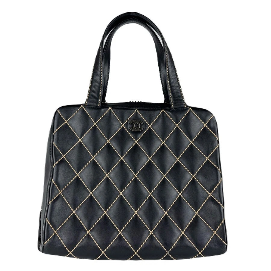 CHANEL WILD STITCH HANDBAG BLACK LEATHER: CHANEL Wild Stitch Handbag Black Leather Brand: CHANEL Type/Style: Handbag Material: Leather Color: Black Size: Size [inch] W:11.8inx H:10.2inx D:3.9in Handle Length:16.5in Size [cm] W:30cmx H:26cmx D