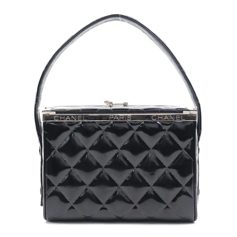 CHANEL MATELASSE HANDBAG BLACK/SILVER PATENT: CHANEL Matelasse Handbag Black/Silver Patent Brand: CHANEL Type/Style: Handbag Material: Leather Color: Black Size: Size [inch] W:7.1inx H:5.1inx D:3.9in Handle Length:17.3in Size [cm] W:18cmx H:13cmx