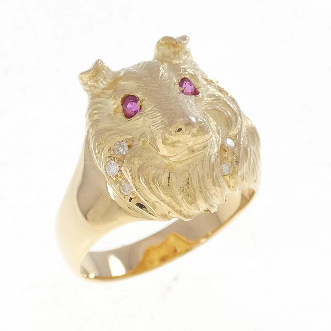 K18YG DOG RUBY RING: K18YG Dog Ruby Ring Brand: Unbranded Type/Style: Ruby Ring Material: K18YG, Main Stone/Creation RubySecondary Stone diamond Color: yellow gold Size: US 6 1/4 Accessories: None Accessories Notice: