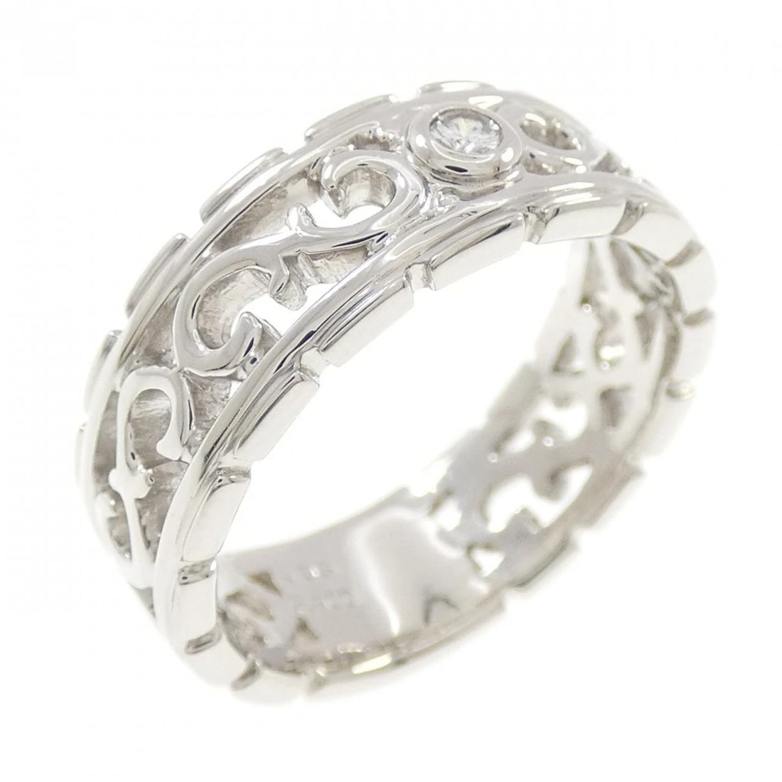PT900 DIAMOND RING: PT900 Diamond Ring Brand: Unbranded Type/Style: Diamond ring Material: Platinum900, Main Stone/Creation Natural Color: Platinum Size: US 9.5 Accessories: None Accessories Notice: When purchasing