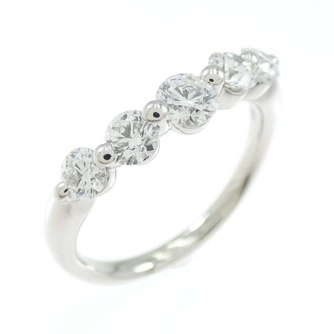 PT900 DIAMOND RING: PT900 Diamond Ring Brand: Unbranded Type/Style: Diamond Ring Material: PT900, Main Stone/Creation Natural Color: Silver Size: US 5 3/4 Accessories: None Accessories Notice: When purchasing