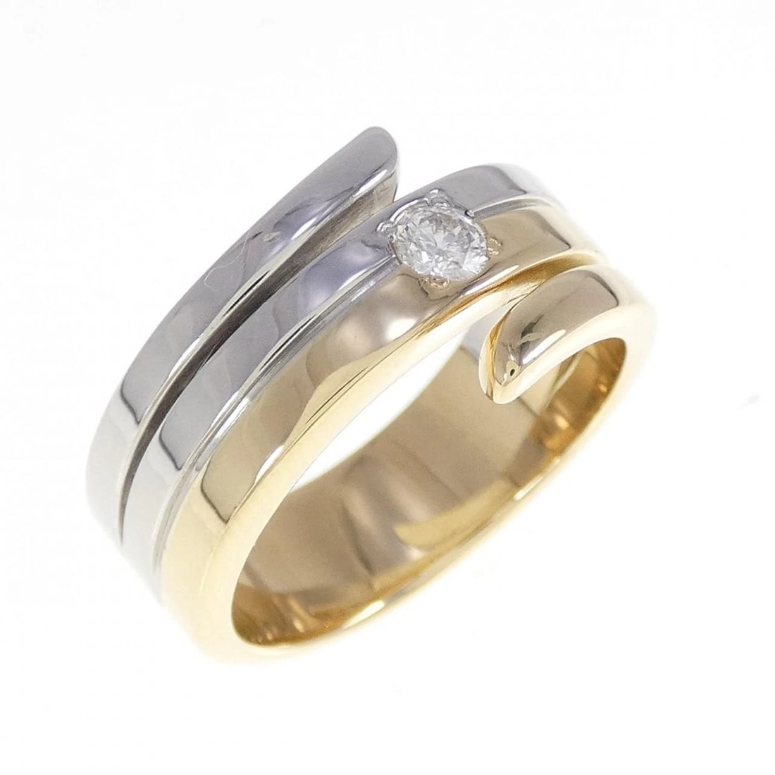 K18YG/PT900 DIAMOND RING: K18YG/PT900 Diamond Ring Brand: Unbranded Type/Style: Diamond Ring Material: K18YG/PT900, Main Stone/Creation NATURAL Color: YG,Silver Size: US 6 1/2 Accessories: None Accessories Notice: When