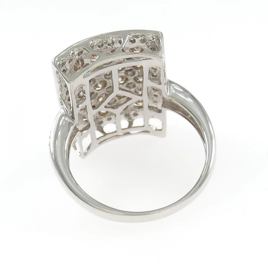 K18WG DIAMOND RING - 3