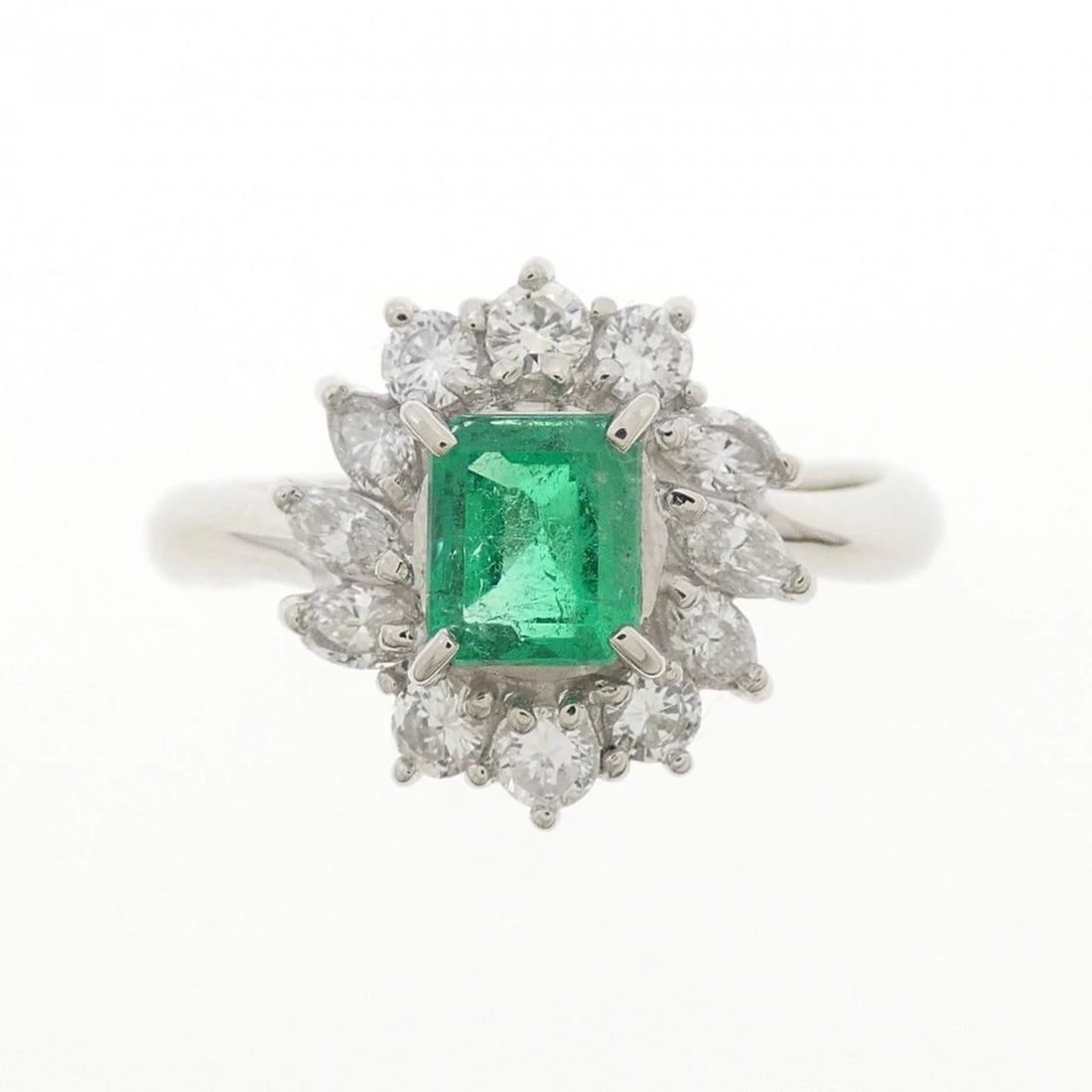 PT900 EMERALD RING - 2