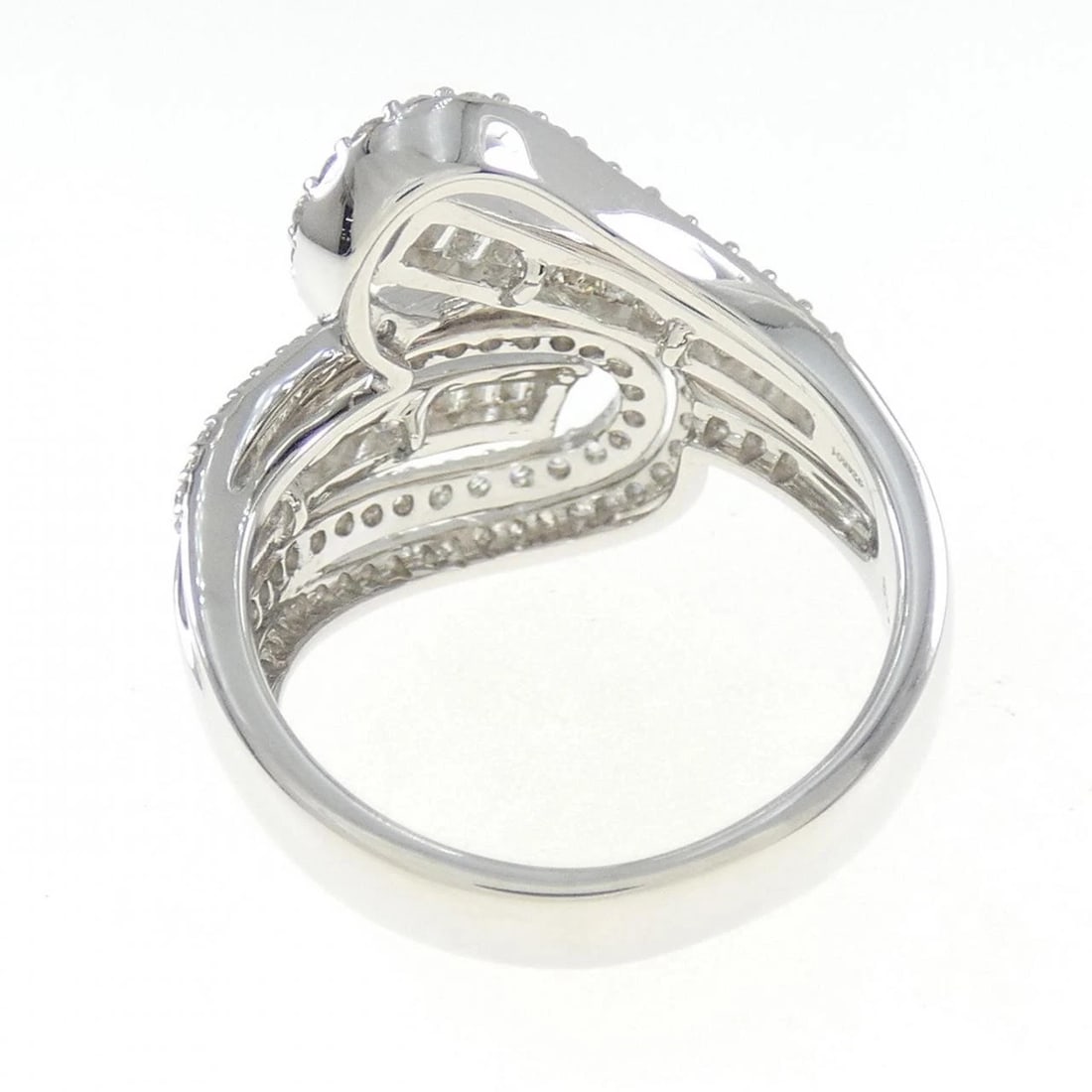 K18WG DIAMOND RING - 3