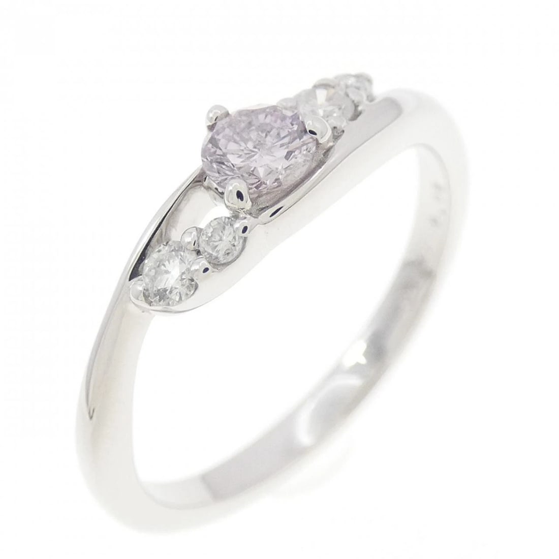 K18WG DIAMOND RING: K18WG Diamond Ring Brand: Unbranded Type/Style: Ring Material: K18WG, Main Stone/Creation Natural Color: White Gold Size: US 5.5 Accessories: None Accessories Notice: When purchasing pre-owned goods,