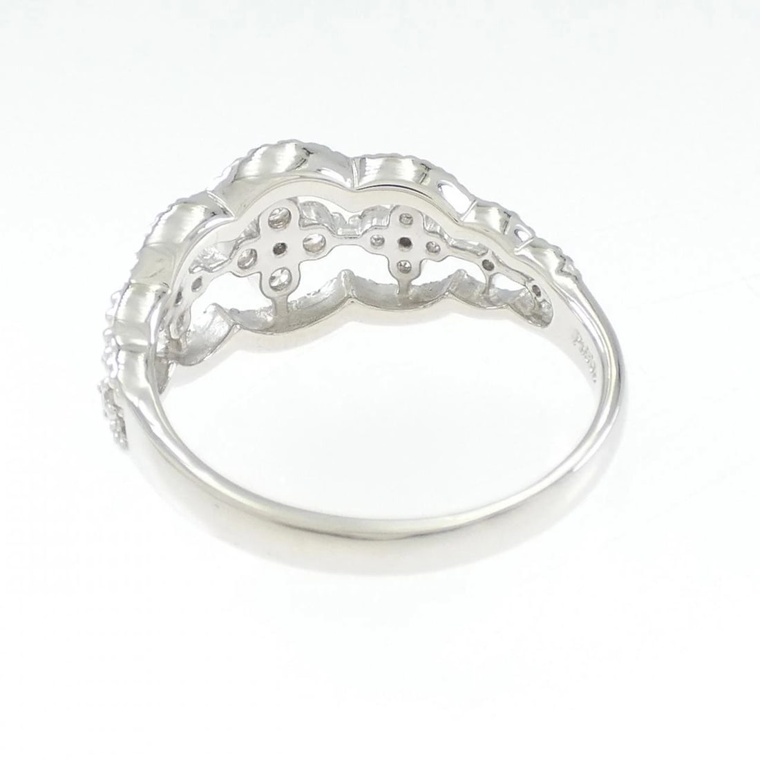 PT900 FLOWER DIAMOND RING - 3