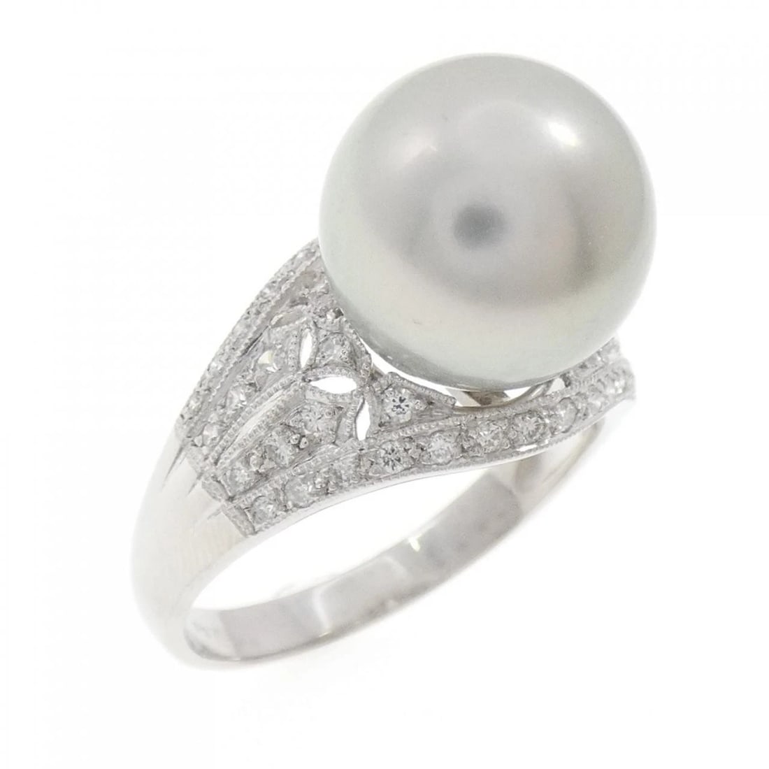 PT900 BLACK PEARL RING: PT900 Black pearl ring Brand: Unbranded Type/Style: Black Pearl Ring Material: PT900, Main Stone/Creation Black Opal Secondary Stone Diamond Color: silver Size: US 10 1/4 Accessories: None