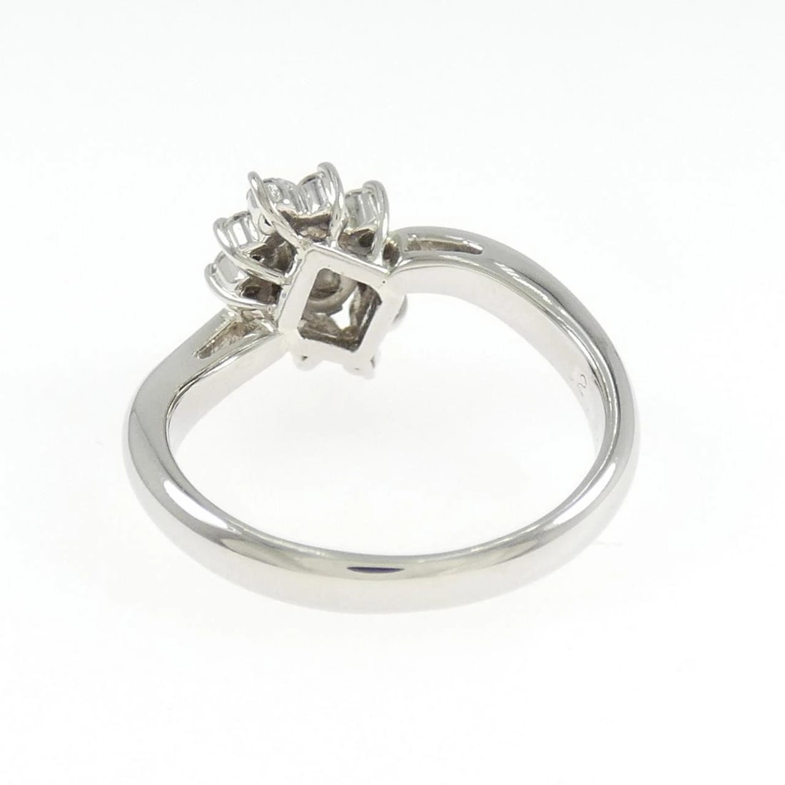 PT900 DIAMOND RING - 3