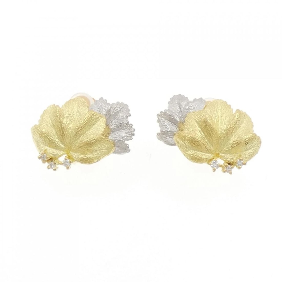 K18YG/PT900 DIAMOND EARRING: K18YG/PT900 Diamond Earring Brand: Unbranded Type/Style: Diamond Pierce/Earring Material: 18K Yellow GoldPlatinum900, Main Stone/Creation Natural Color: Yellow GoldPlatinum Size: Actual Size Approx.