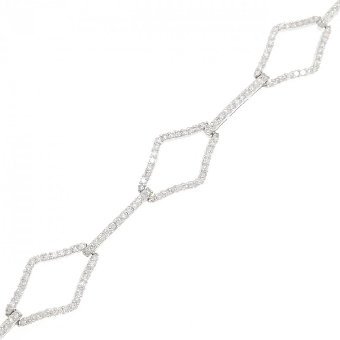 K18WG DIAMOND BRACELET: K18WG Diamond Bracelet Brand: Unbranded Type/Style: DiamodBracelet Material: K18WG, Main Stone/Creation NATURAL Color: White Gold Size: 17cm Actual Size Max width approx: 12.4mm Accessories: None