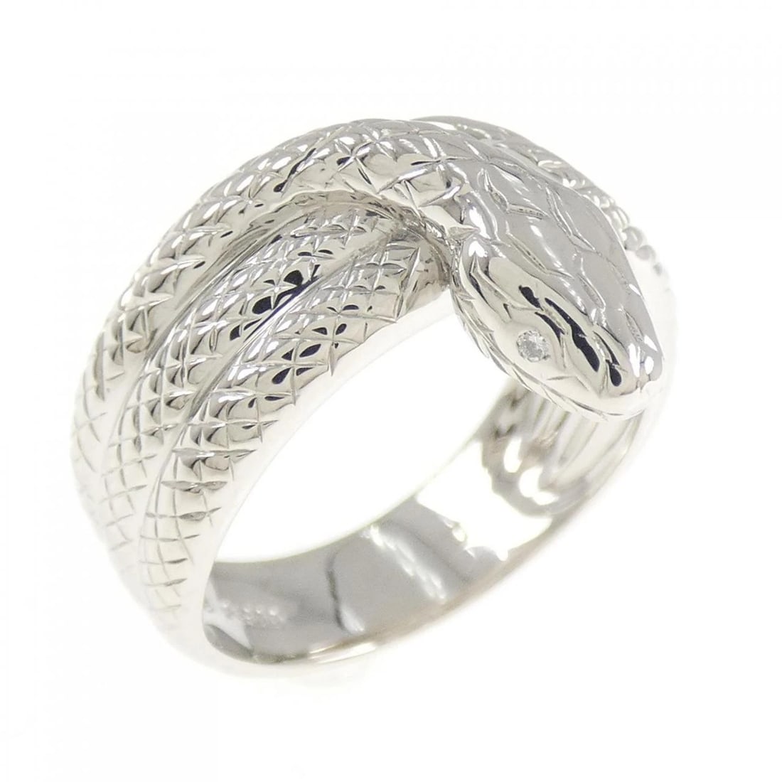 PT900 SNAKE DIAMOND RING (1 of 3)