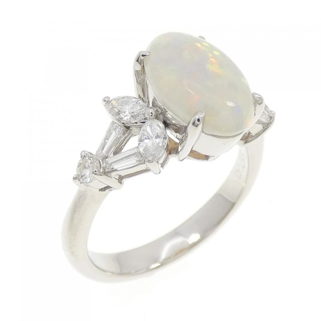 PT900 OPAL RING: PT900 Opal Ring Brand: Unbranded Type/Style: Opal Ring Material: Platinum900, Main Stone/Creation Opal Secondary Stone Diamond Color: Platinum Size: US 5 3/4 Accessories: None Accessories Notice: