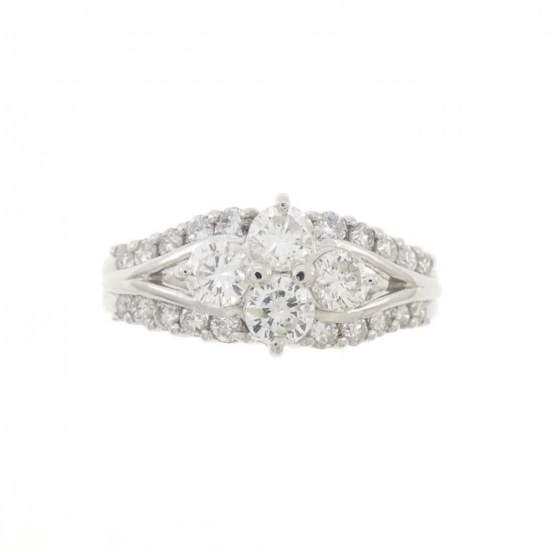 PT900 DIAMOND RING: PT900 Diamond Ring Brand: Unbranded Type/Style: Diamond Ring Material: PT900, Main Stone/Creation Natural Color: Silver Size: US 5 3/4 Accessories: None Accessories Notice: When purchasing pre-owned