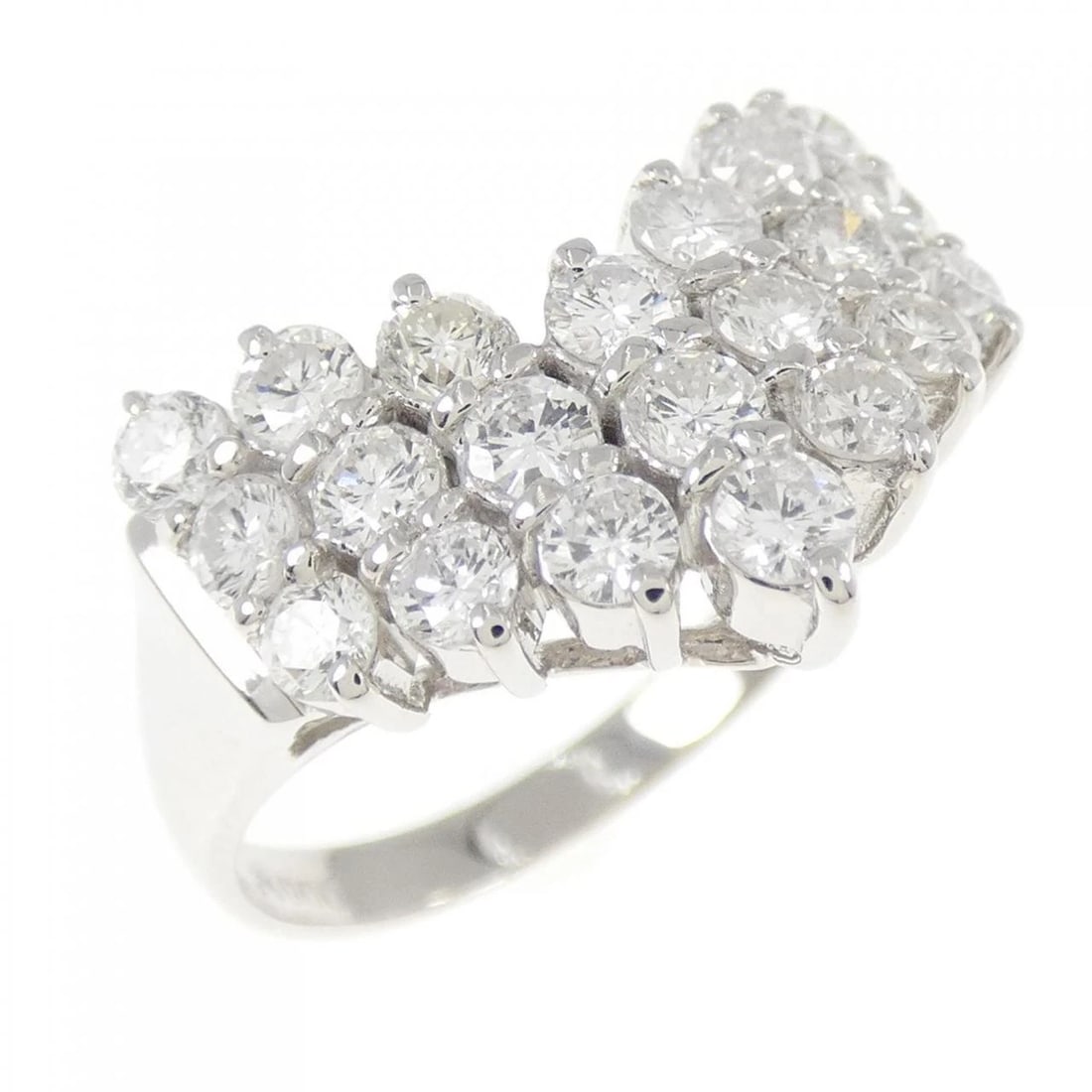 PT900 DIAMOND RING: PT900 Diamond Ring Brand: Unbranded Type/Style: Diamond ring Material: PT900, Main Stone/Creation NATURAL Color: Silver Size: US 9 Accessories: None Accessories Notice: When purchasing pre