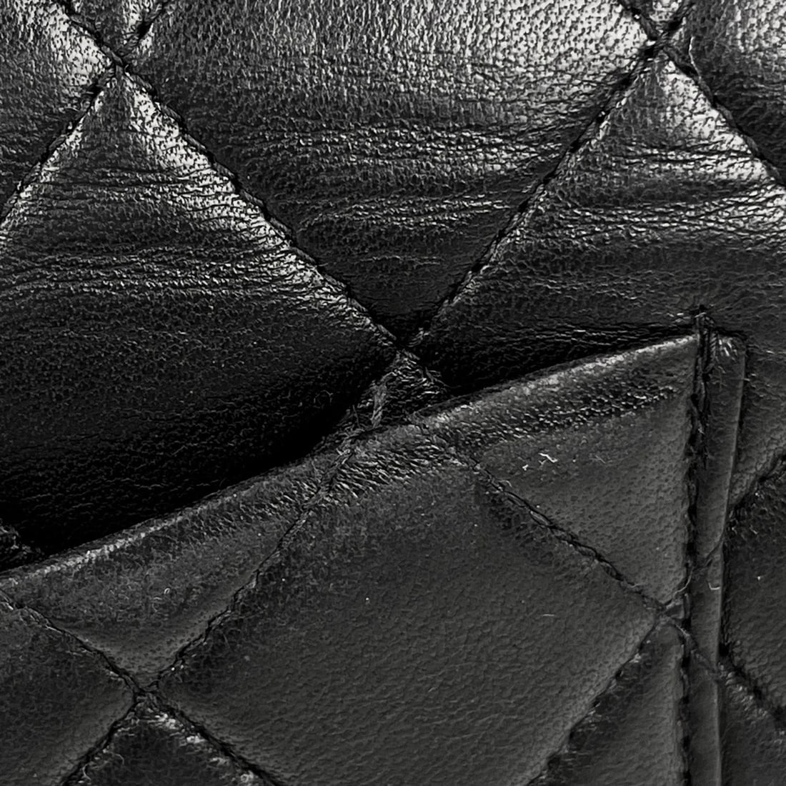 CHANEL (INTERLOCKING) CC LOGO HAND BAG - 9