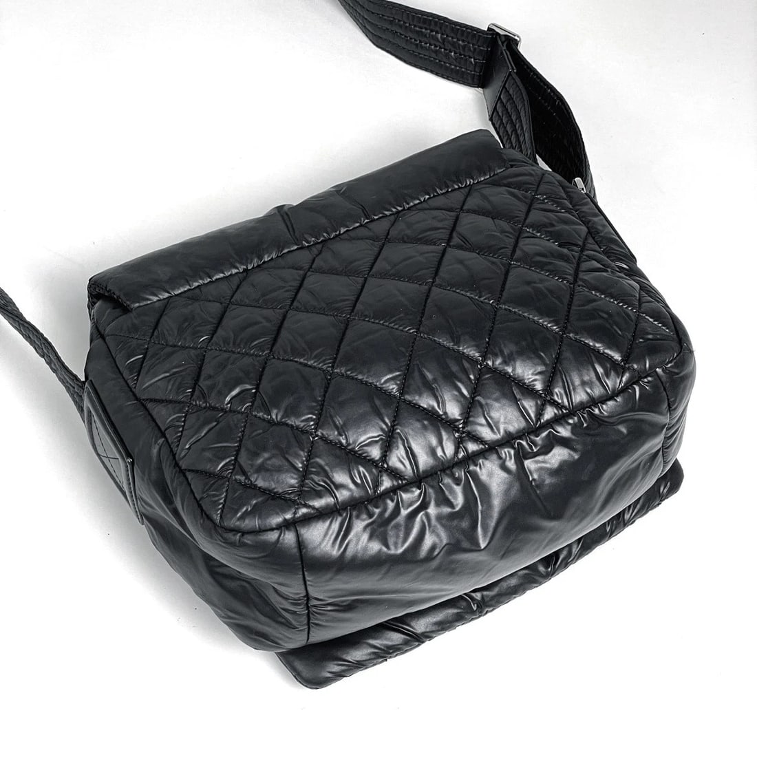 CHANEL COCO COCOON SHOULDER BAG - 2