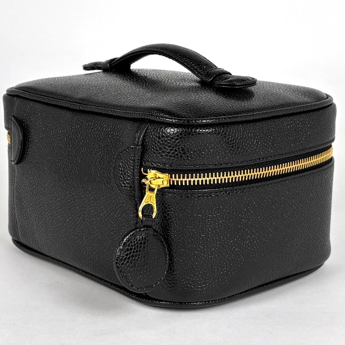 CHANEL (INTERLOCKING) CC LOGO VANITY BAG - 2