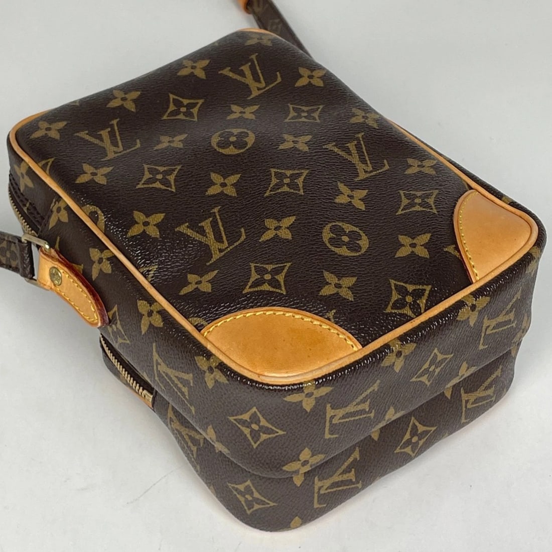 LOUIS VUITTON AMAZON SHOULDER BAG MONOGRAM - 2