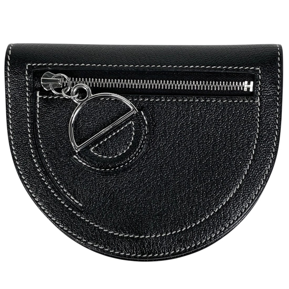 HERMES IN THE LOOP COMPACT BI-FOLD WALLET: HERMES In the loop compact Bi-Fold wallet Brand: HERMES Type/Style: Bi-Fold wallet Material: Chevre Misol Color: Black Size: Width 12.5cm(4.9") Height 10.5cm(4.1") Depth 2cm(0.8") Accessories: None