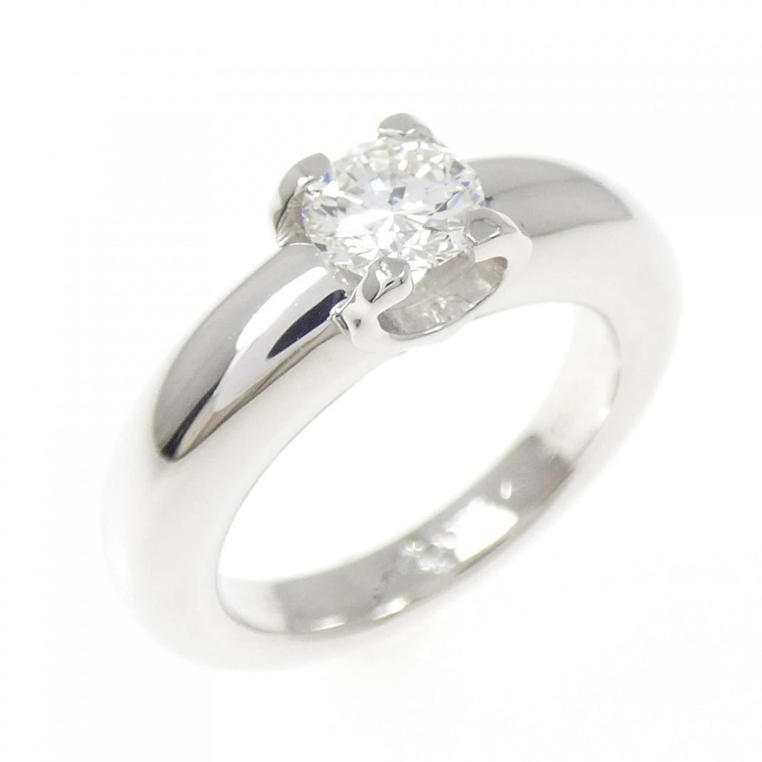 CARTIER C-SETTING RING: Cartier C-setting ring Brand: CARTIER Type/Style: Cartier Ring Material: 750 white gold, Main Stone/Creation Natural Color: Silver Size: US5(49) Accessories: None Accessories Notice: When purchasing