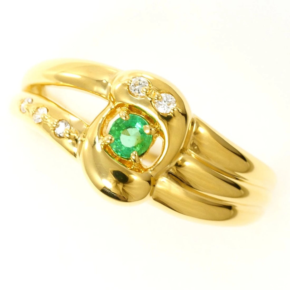 18K YELLOW GOLD RING DIAMOND: 18K Yellow Gold Ring Diamond Brand: Unbranded Type/Style: Band Ring Material: Yellow gold (18K), Main Stone/Creation Natural Emerald Color: Yellow gold Size: US 6 Accessories: None Accesso