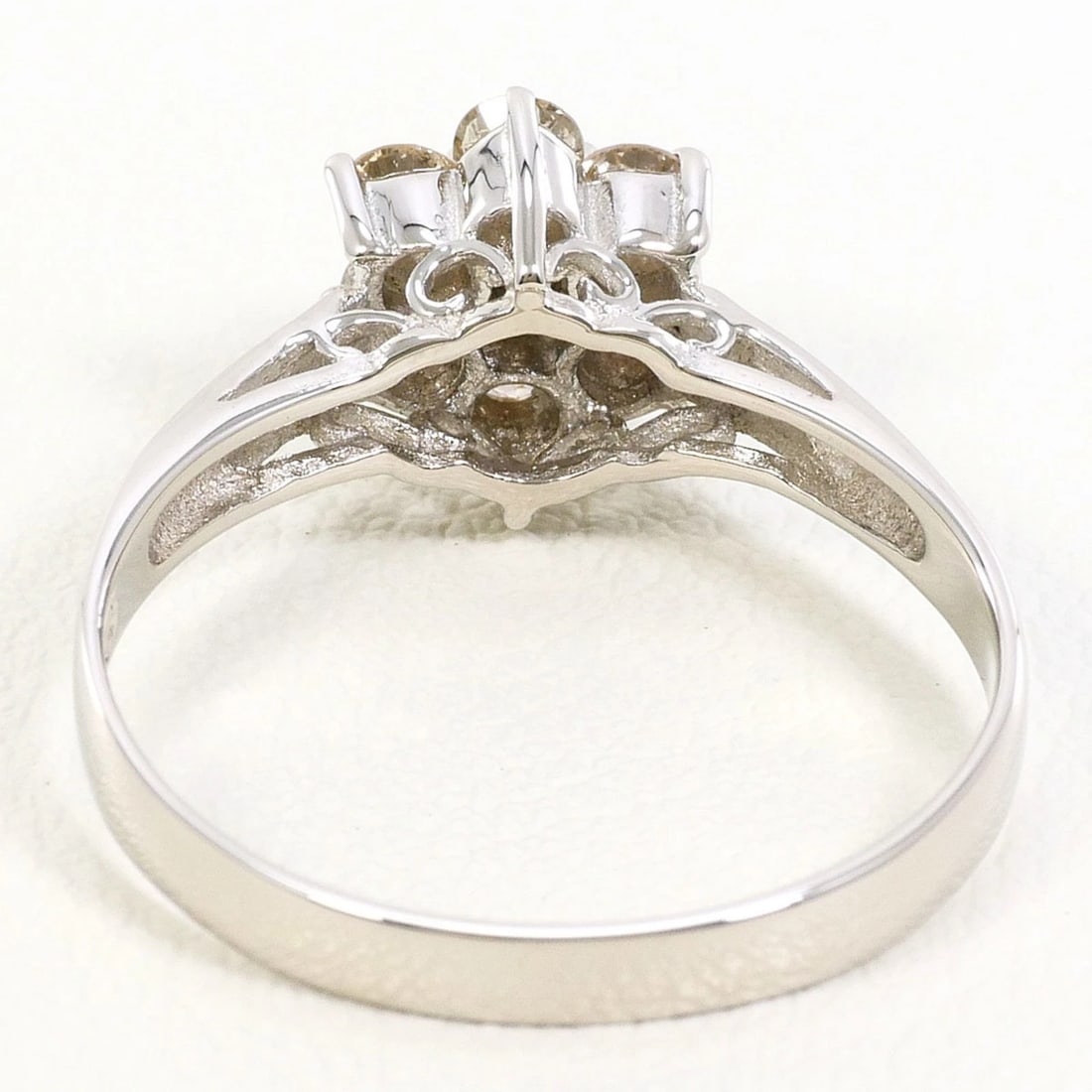PT900 PLATINUM RING DIAMOND - 3
