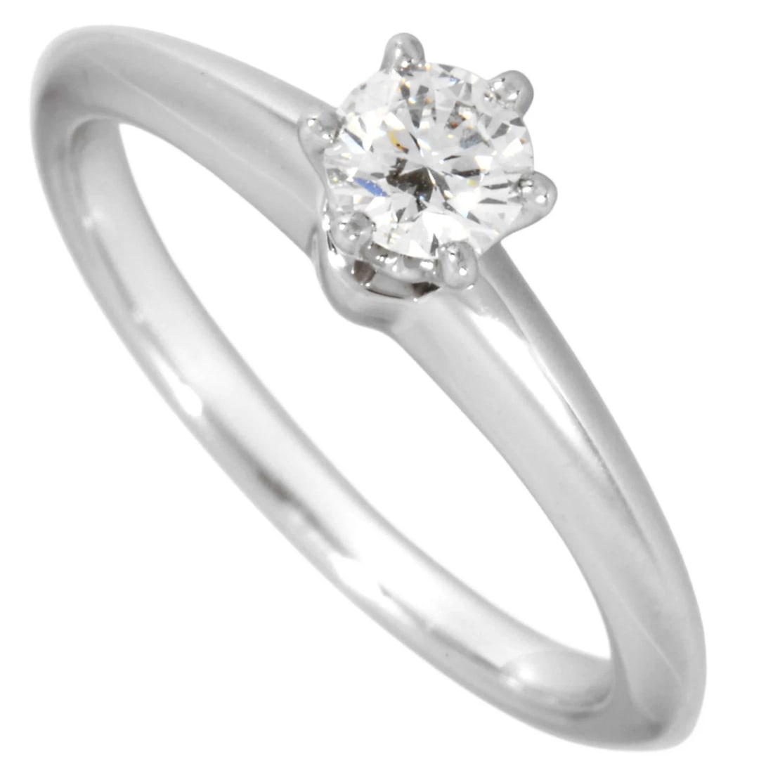 TIFFANY & CO. SOLITAIRE RING DIAMOND: Tiffany & Co. Solitaire Ring Diamond Brand: Tiffany Type/Style: Band Ring Material: Platinum 950 Color: Platinum Size: US 4.5 Accessories: None Accessories Notice: When purchasing pre-owned goods,