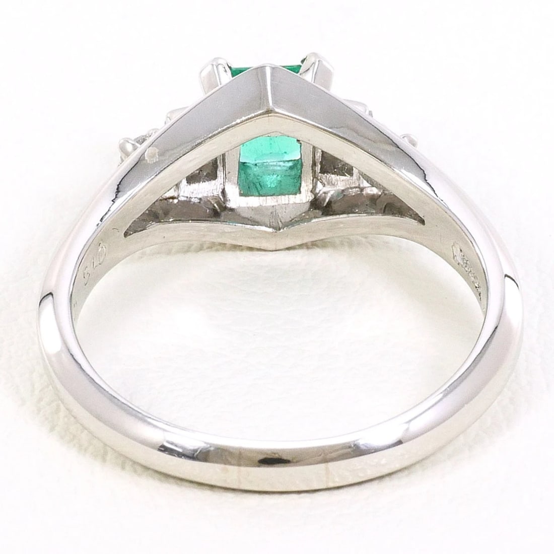 PT900 PLATINUM RING DIAMOND - 4