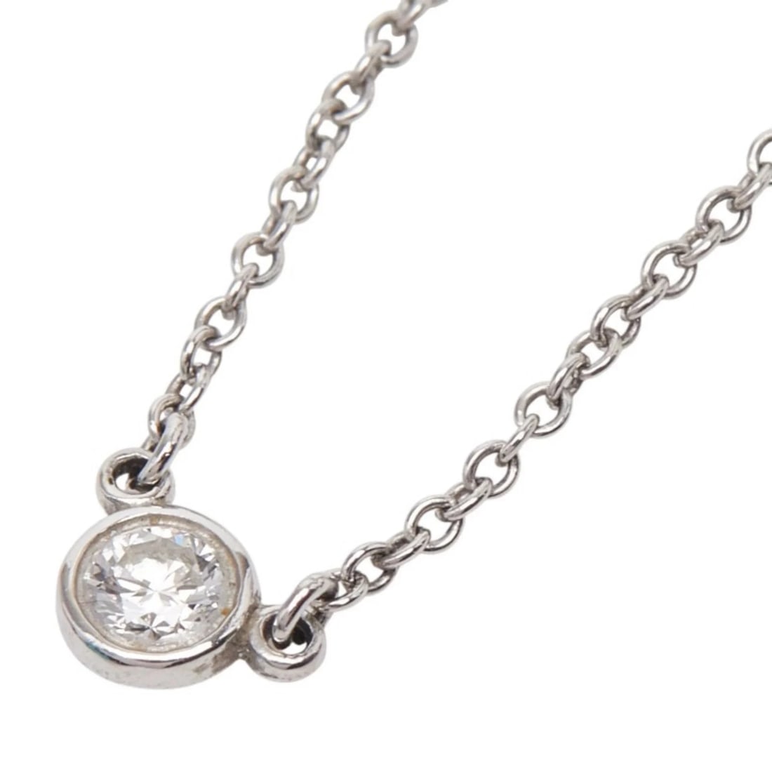 TIFFANY & CO. BY THE YARD NECKLACE IN PLATINUM (PT950): Tiffany & Co. By the Yard necklace in platinum (Pt950) Brand: Tiffany Type/Style: Necklace Material: Platinum 950 Color: Platinum Size: Neck Circumference 40 cm / 15.74'' Pendant Size 3.6mm x 3.6mm / 