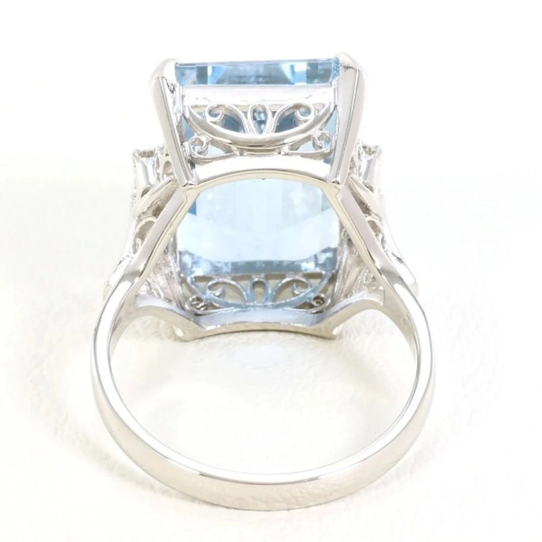PT900 PLATINUM RING, DIAMOND - 4