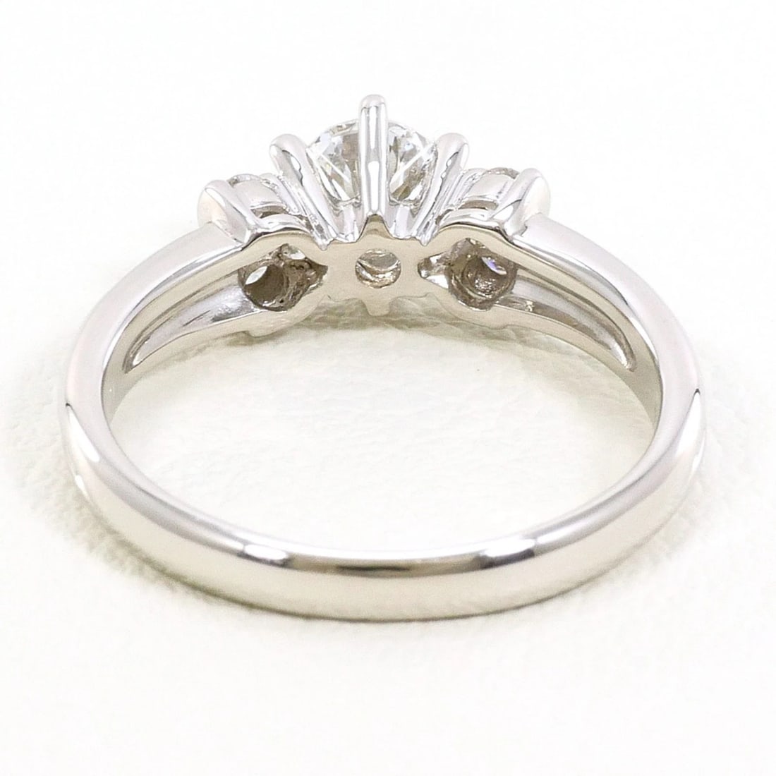 PT900 PLATINUM RING DIAMOND - 4